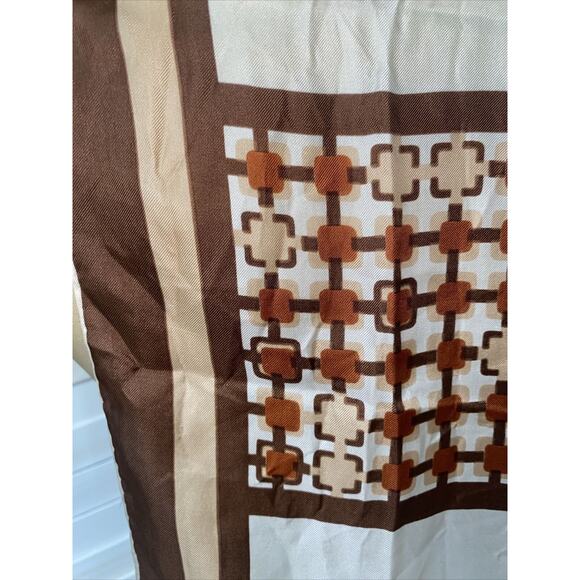 Vintage The Denver 100% Silk Brown Rectangular Scarf Made in Japan Hand Rolled - Picture 2 of 7